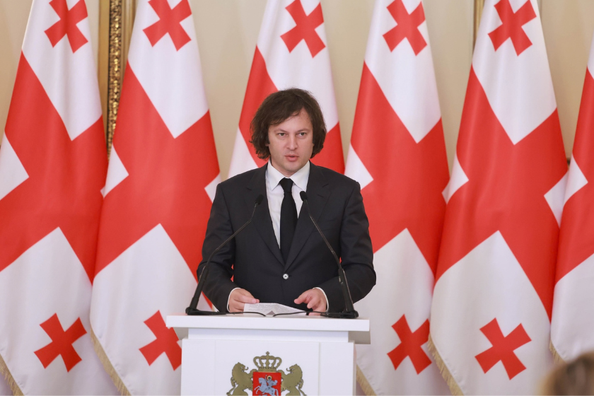 პრემიერი: “მინდა გამოვხატო საქართველოს მთავრობის მზაობა, რომ მაქსიმუმი გააკეთოს სპორტის წარმატებისთვის. ამისათვის დიდი ინვესტიციები იდება და მომავალშიც ყველაფერი გაკეთდება, რათა ქართულმა სპორტმა კიდევ უფრო დიდ შედეგებს მიაღწიოს” პრემიერი: “მინდა გამოვხატო საქართველოს მთავრობის მზაობა, რომ მაქსიმუმი გააკეთოს სპორტის წარმატებისთვის. ამისათვის დიდი ინვესტიციები იდება და მომავალშიც ყველაფერი გაკეთდება, რათა ქართულმა სპორტმა კიდევ უფრო დიდ შედეგებს მიაღწიოს”